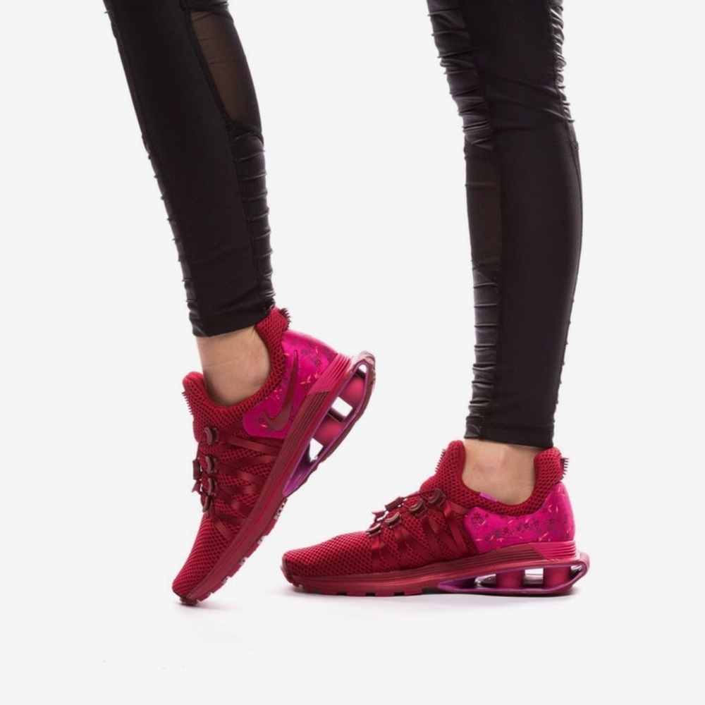 Nike Women's Shox Gravity Shoes - Picture 2 of 8